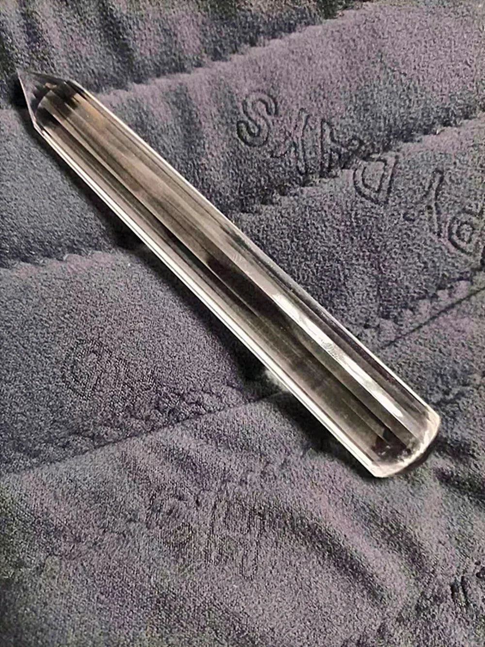 Vogel style quartz Crystal wand