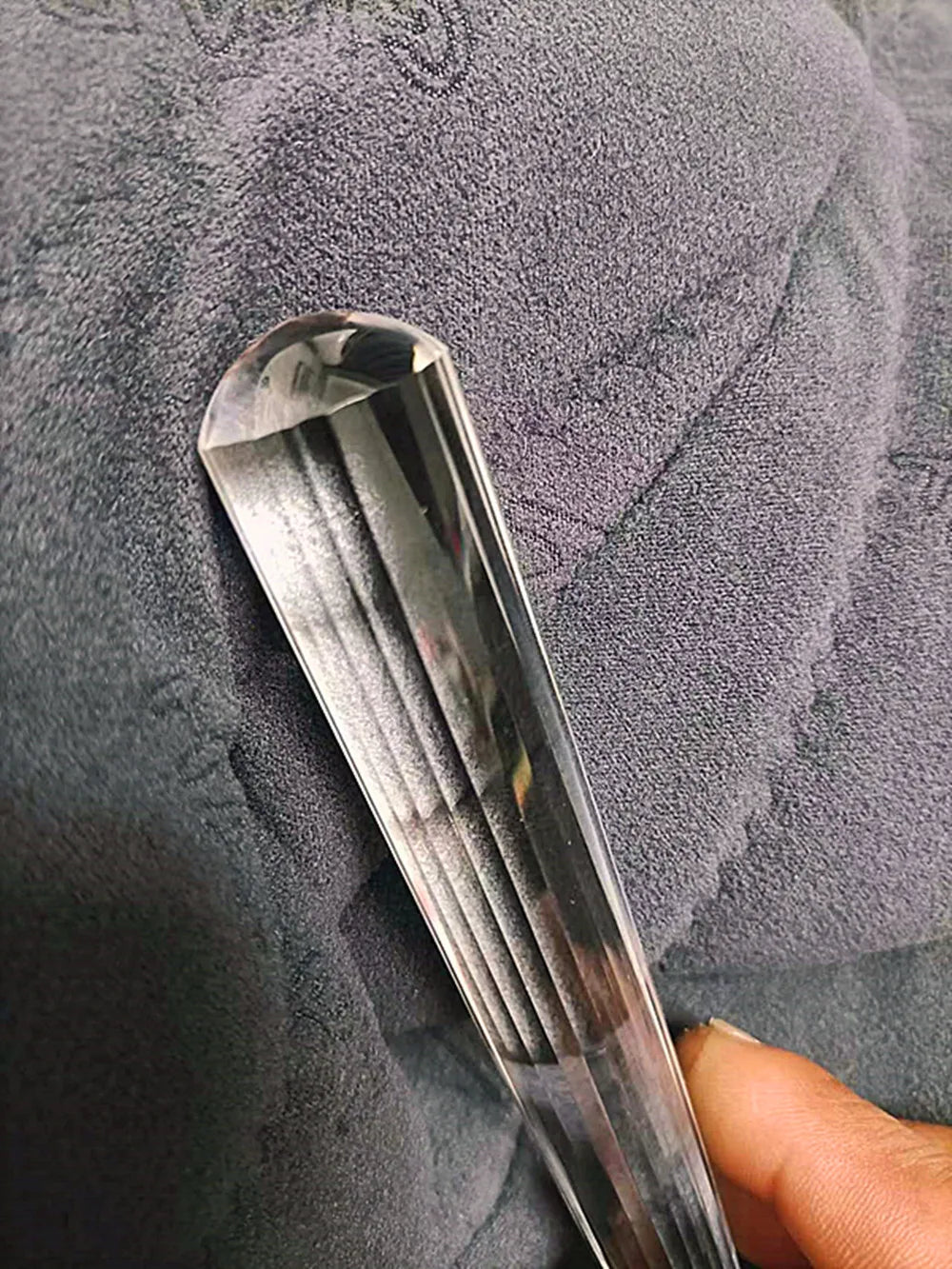 Vogel style quartz Crystal wand